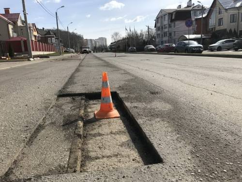 В Потапово приступили к ремонту дорожного полотна
