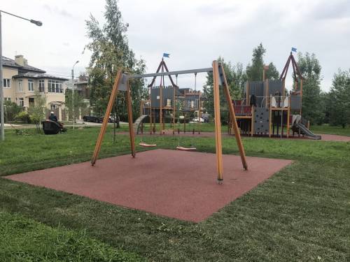 В Потапово отремонтирована детская площадка у шестого микрорайона