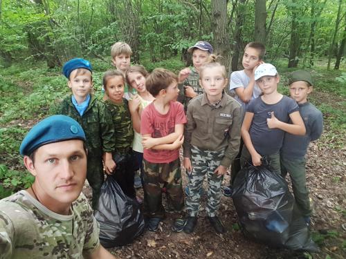 Потаповский эко-патруль собрал около 50 килограммов мусора