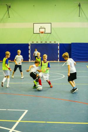 Команда футбольного клуба «VOZZDUH» выступила на турнире по мини-футболу