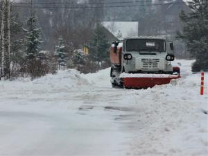 Парк снегоуборочной техники пополнился мини-трактором