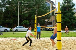 27 августа в Потапово состоялись турнир по пляжному волейболу и баскетболу.